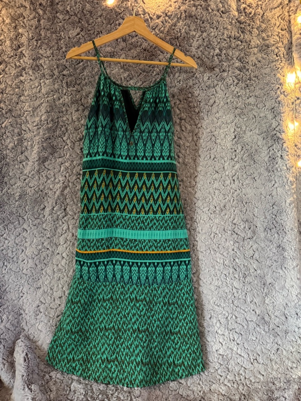 Green geometric dress | Prana Medium - Picture 5 of 6